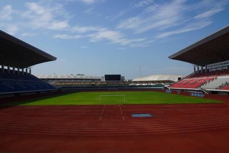 上饒市體育中心主體育場體育塑膠跑道、人工草皮、顯示屏、管桁架、膜結構、體育座椅、鋁鎂錳輕鋼屋面等工程